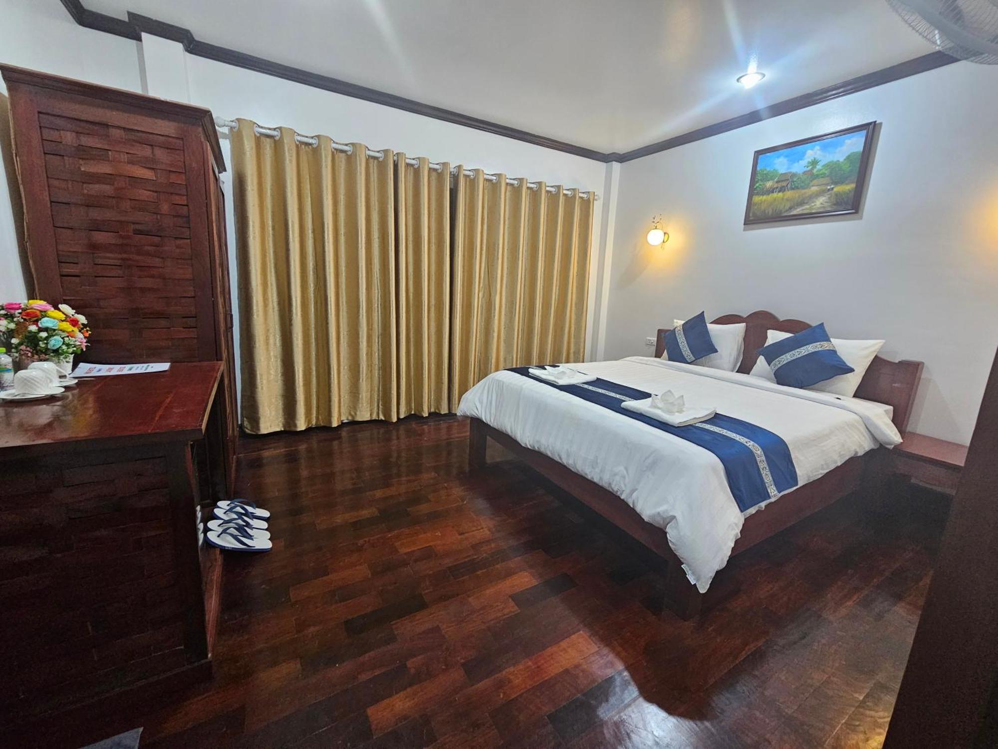 Win Hotel Vang Vieng Exteriör bild