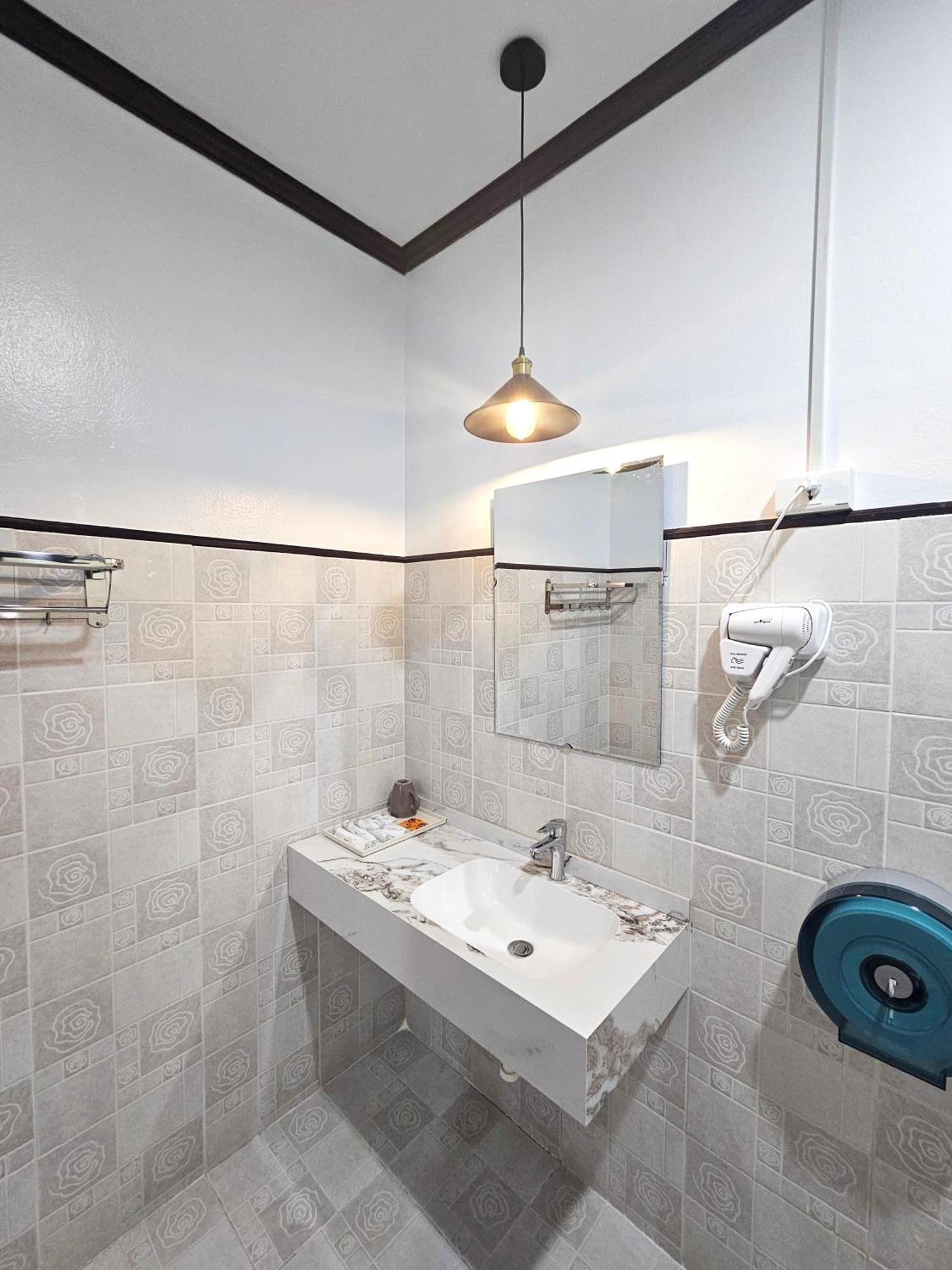 Win Hotel Vang Vieng Exteriör bild