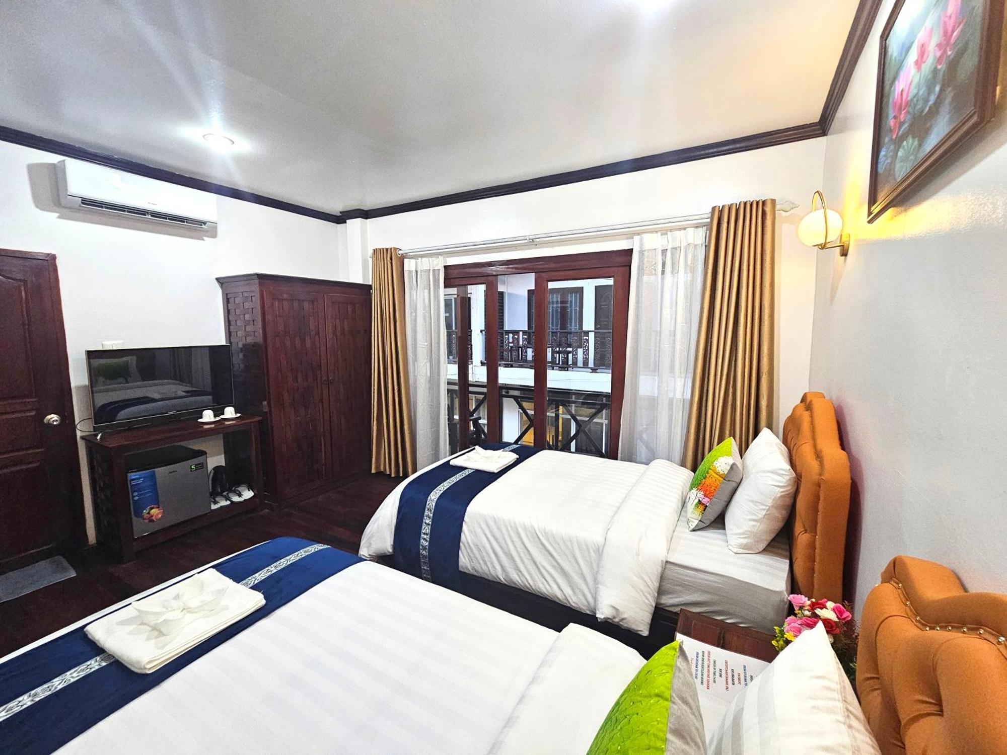 Win Hotel Vang Vieng Exteriör bild