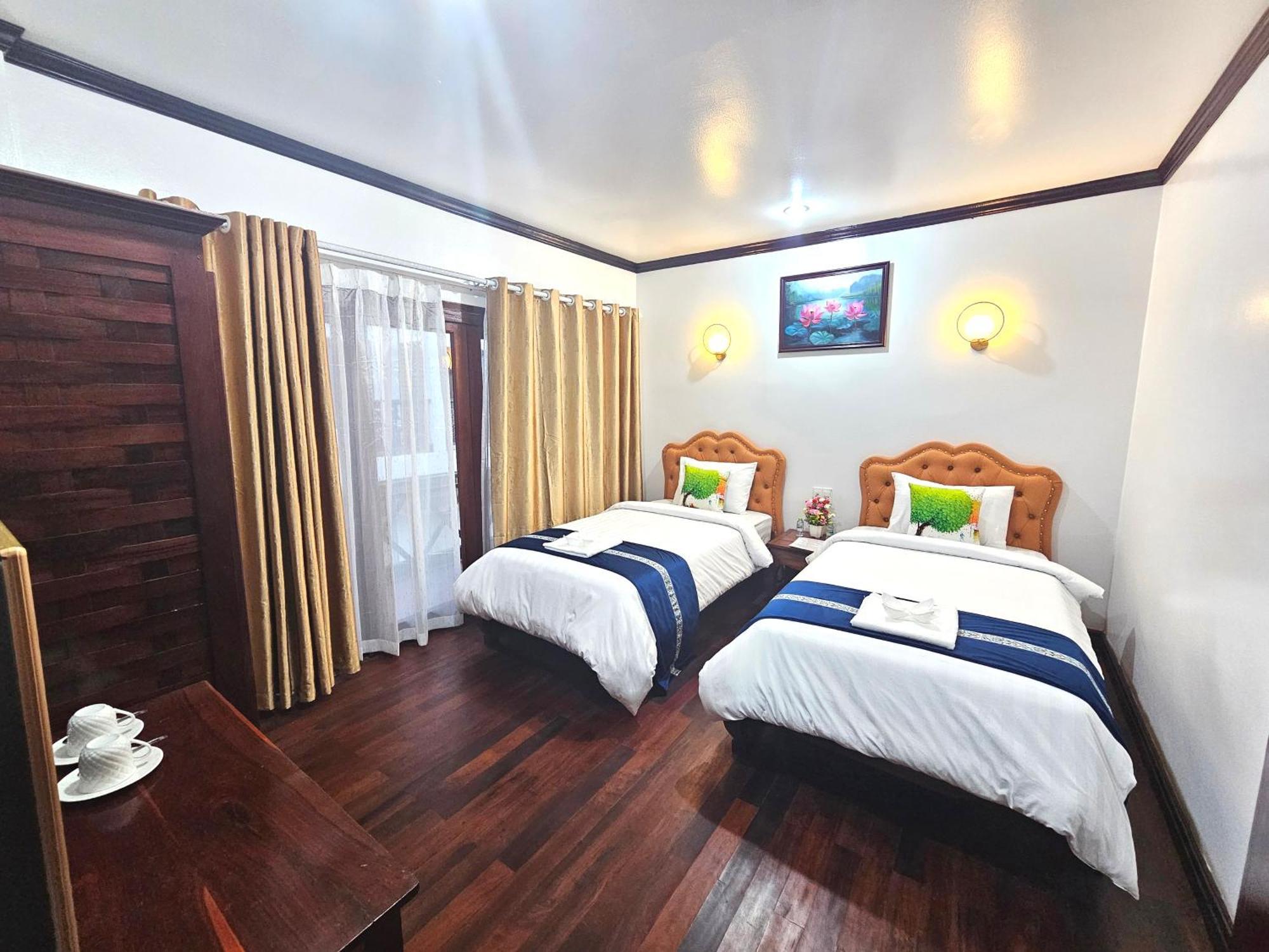 Win Hotel Vang Vieng Exteriör bild