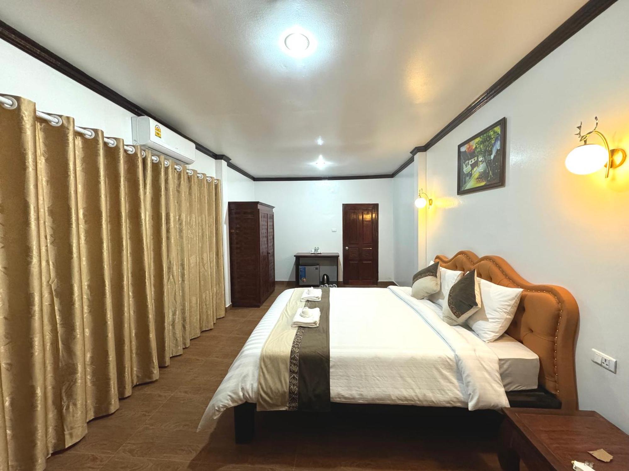 Win Hotel Vang Vieng Exteriör bild