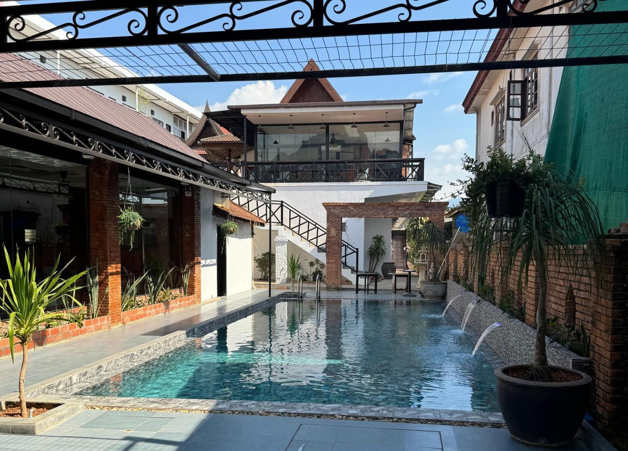 Win Hotel Vang Vieng Exteriör bild