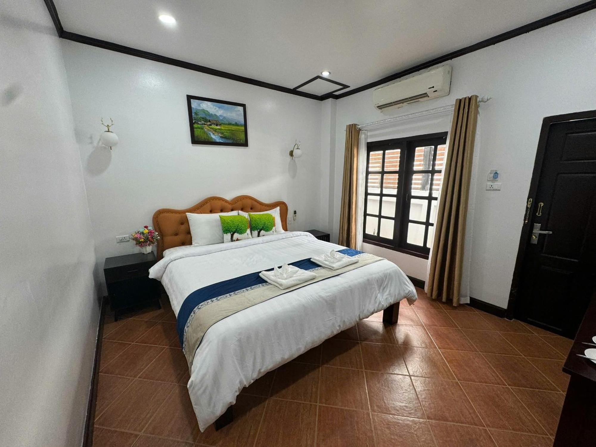 Win Hotel Vang Vieng Exteriör bild