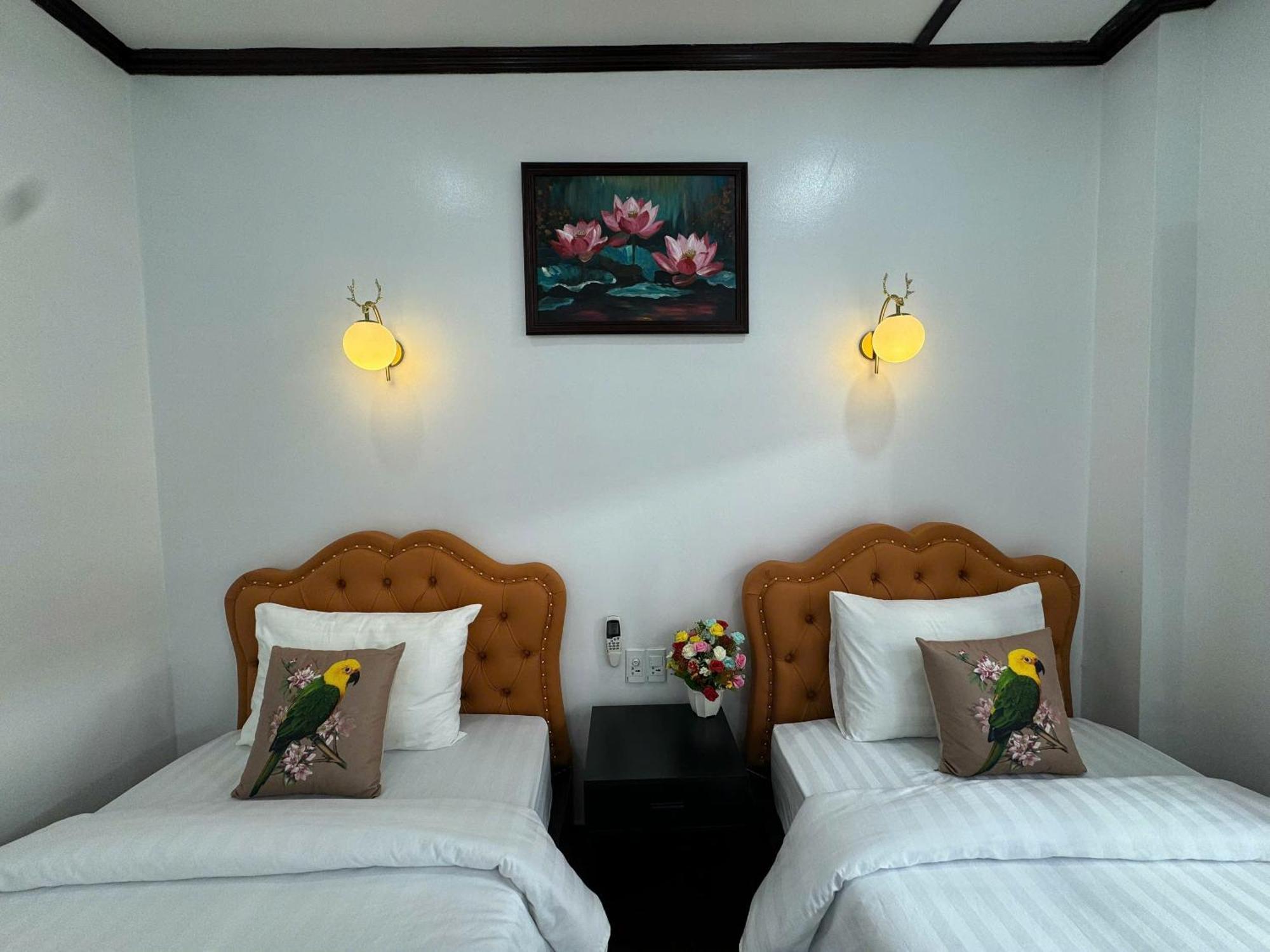 Win Hotel Vang Vieng Exteriör bild